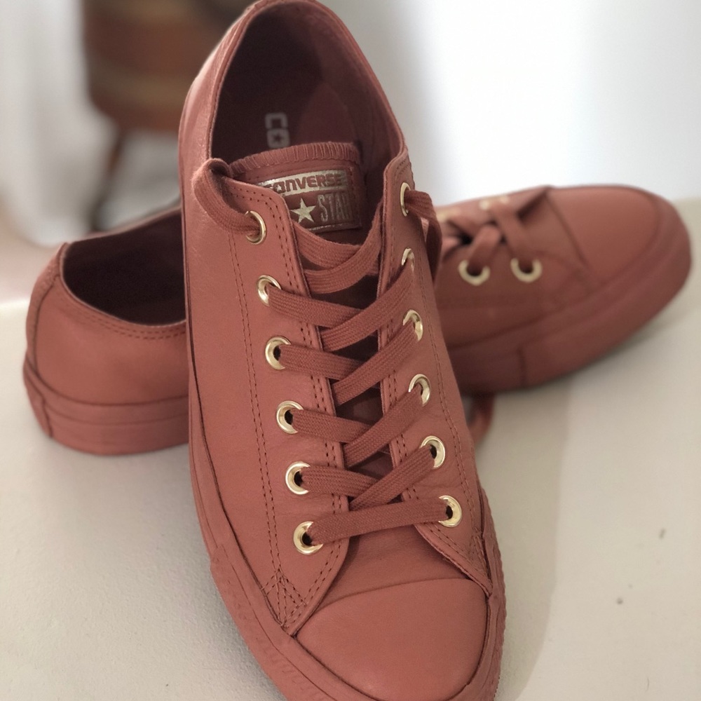 Mauve/Rose Leather Converse Size 9